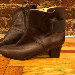 Nine West brown leather booties